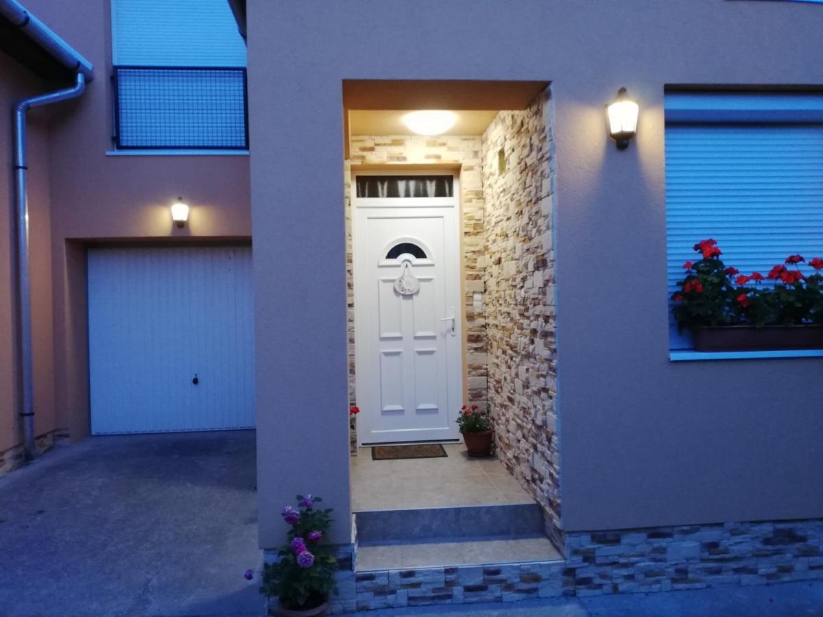 Agica Vendeghaz Villa Andornaktálya Buitenkant foto